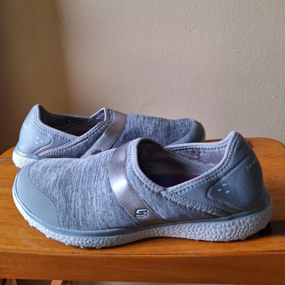 Skechers Womens Microburst   Air- Cooled Memory Foam Gray Size 10